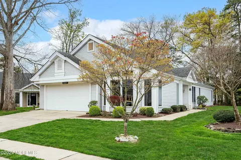 2341 Coral Leaf Rd, Toms River, NJ 08755