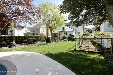 Exterior - 49 Compton St, Middletown, NJ 07748 photo 13 of 15