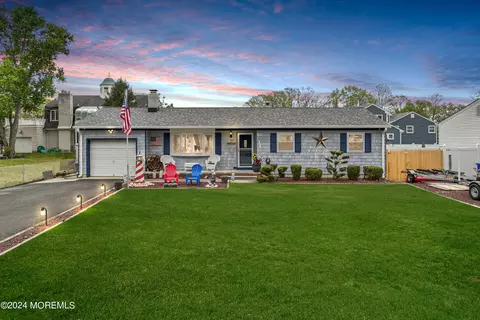 289 Wisteria Dr, Brick, NJ 08723