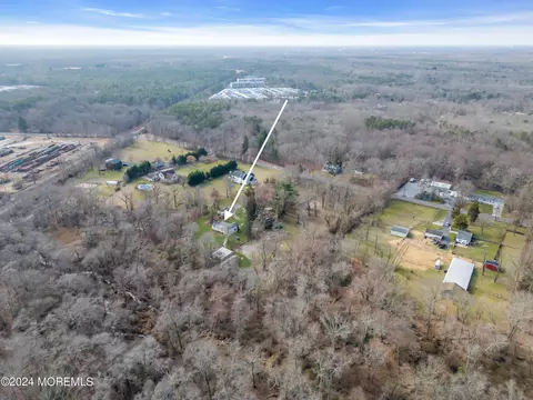 85 Victory Rd, Howell, NJ 07731