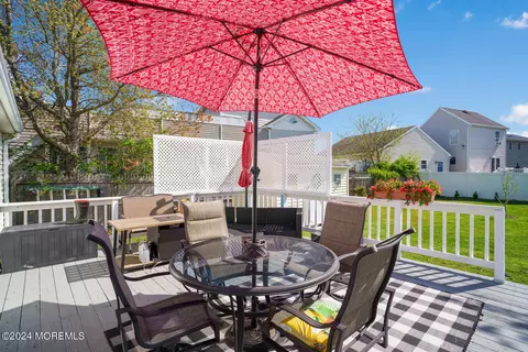 707 Biscayne Dr, Forked River, NJ 08731 photo 6