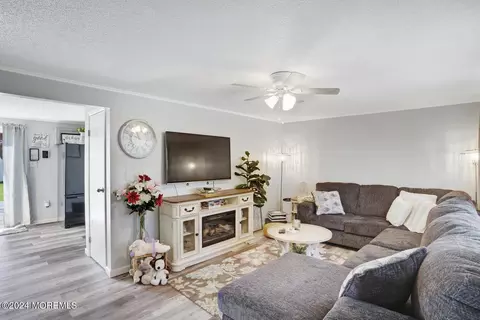 707 Biscayne Dr, Forked River, NJ 08731 photo 13