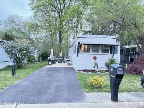 72 Alissa Ter, Jackson, NJ 08527