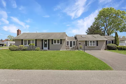 2172 Terrace Pl, Sea Girt, NJ 08750