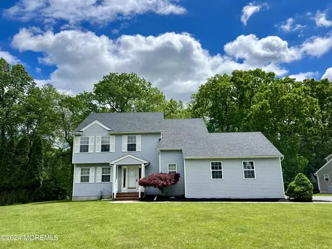 28 Teakwood Dr, Jackson, NJ 08527