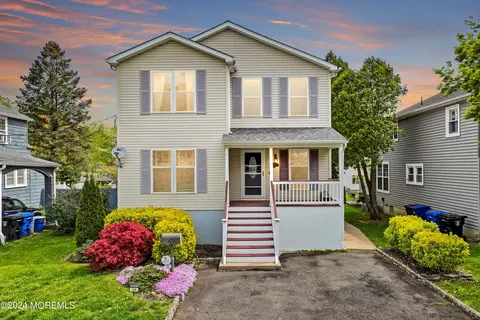 38 Balloch Pl, Red Bank, NJ 07701