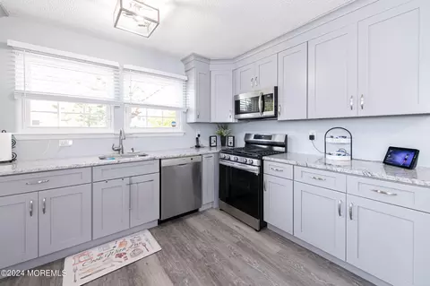 Kitchen - 205 Daffodil Dr, Jackson, NJ 08527 photo 1 of 2