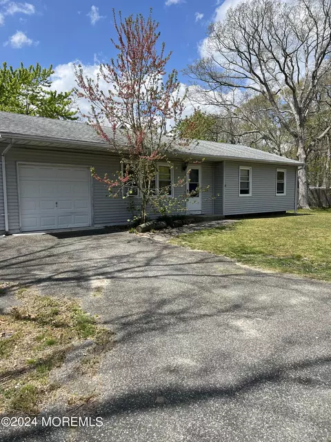 581 Drum Point Rd, Brick, NJ 08723 photo 3