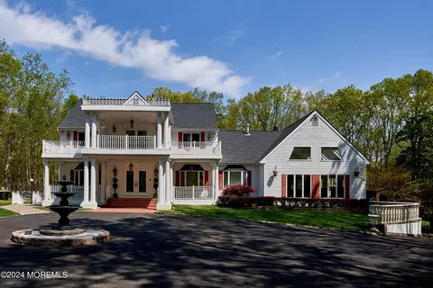 48 Ivins Dr, New Egypt, NJ 08533
