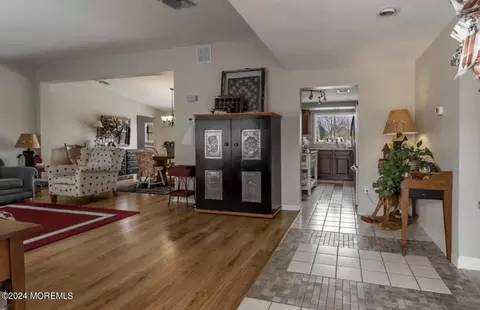 601 Alans Way, Forked River, NJ 08731 photo 4