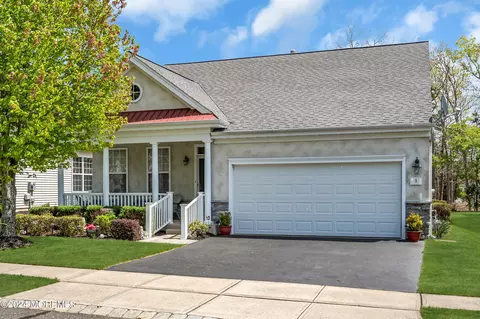 5 Mayport Ln, Barnegat, NJ 08005