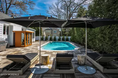 Exterior - 2209 2nd Ave, Spring Lake, NJ 07762 photo 6 of 11