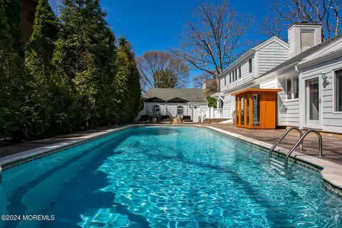 2209 2nd Ave, Spring Lake, NJ 07762