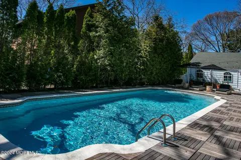 Exterior - 2209 2nd Ave, Spring Lake, NJ 07762 photo 8 of 11