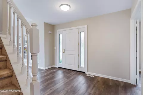 Entry Way - 82 Ida Ln, Brick, NJ 08724 photo 3 of 5