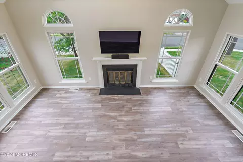 Living - 82 Ida Ln, Brick, NJ 08724 photo 6 of 6