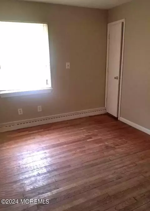 27 E 1st St, Howell, NJ 07731 photo 7