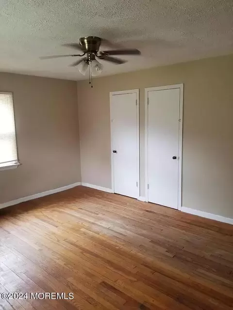 27 E 1st St, Howell, NJ 07731 photo 5