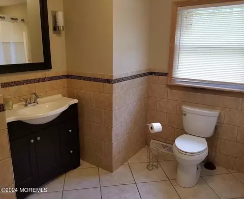 27 E 1st St, Howell, NJ 07731 photo 8