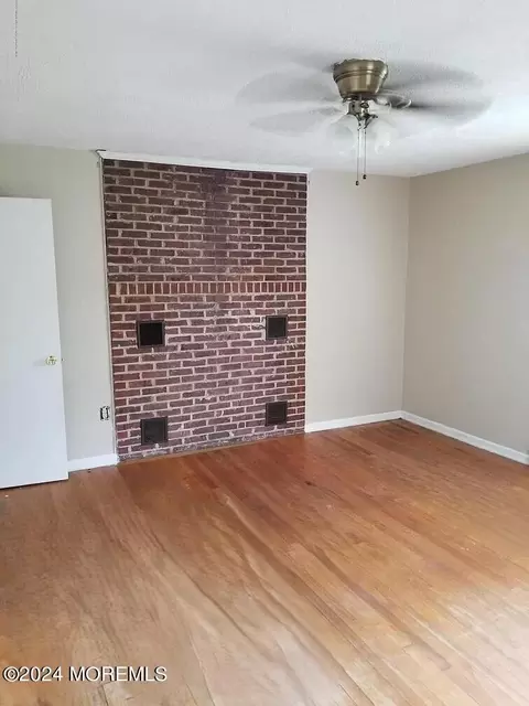 27 E 1st St, Howell, NJ 07731 photo 6