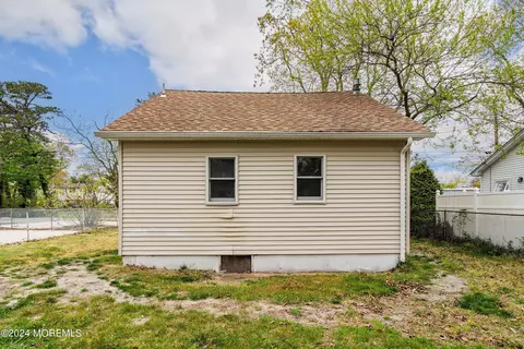 433 Mohawk Dr, Brick, NJ 08723 photo 9
