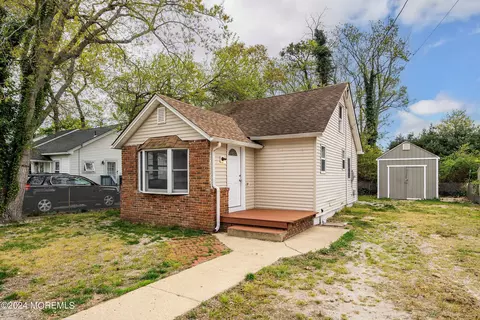 433 Mohawk Dr, Brick, NJ 08723 photo 2