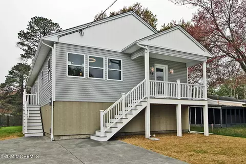 88 Dock Ave, Waretown, NJ 08758 photo 2