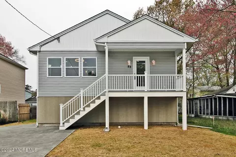 88 Dock Ave, Waretown, NJ 08758
