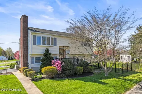 21 E Walnut Pl, West Long Branch, NJ 07764