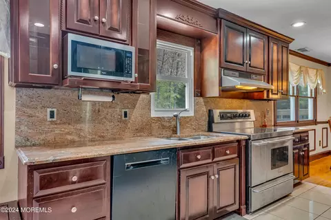 22 Bates Rd, Jackson, NJ 08527 photo 17