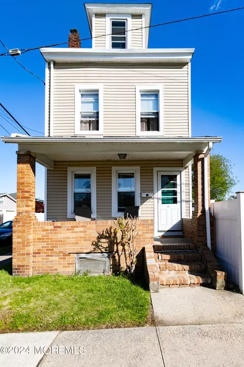 551 Tindall Ave, Hamilton, NJ 08610