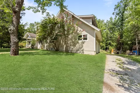 278 Bennetts Mills Rd, Jackson, NJ 08527