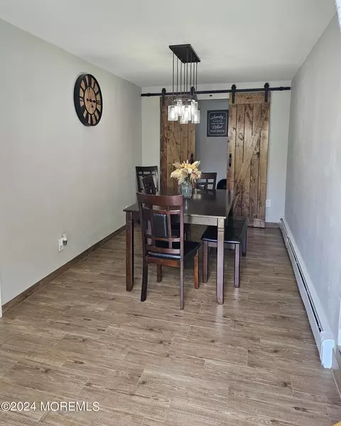 Dining - 42 Middlesex Rd, Matawan, NJ 07747 photo 1 of 2