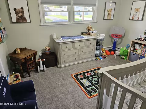 Bedroom - 42 Middlesex Rd, Matawan, NJ 07747 photo 4 of 6