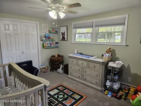 Bedroom - 42 Middlesex Rd, Matawan, NJ 07747 photo 5 of 6
