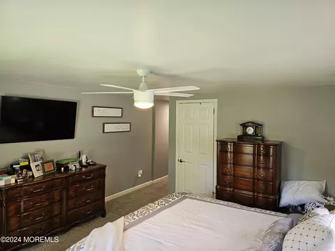 Bedroom - 42 Middlesex Rd, Matawan, NJ 07747 photo 2 of 6