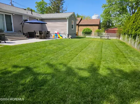 Exterior - 42 Middlesex Rd, Matawan, NJ 07747 photo 6 of 9