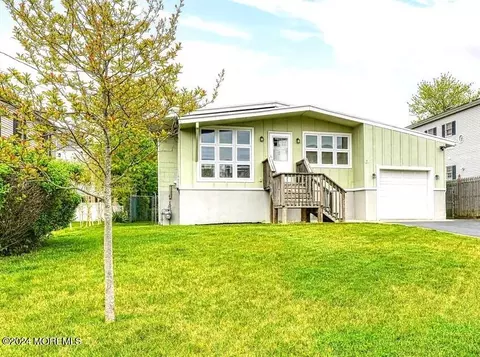 30 Grant Ave, Rumson, NJ 07760