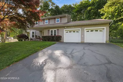 55 Frost Ave, East Brunswick, NJ 08816