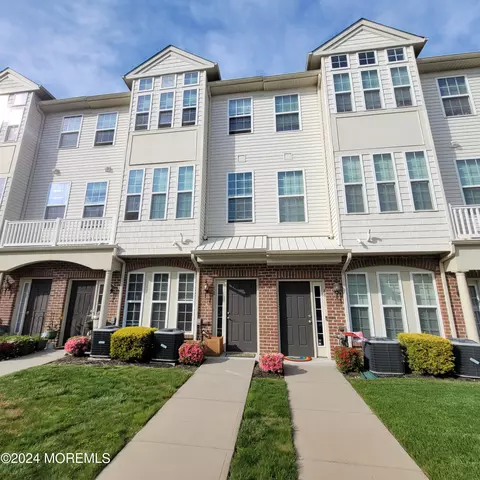 50 Michael Dr, Tinton Falls, NJ 07712