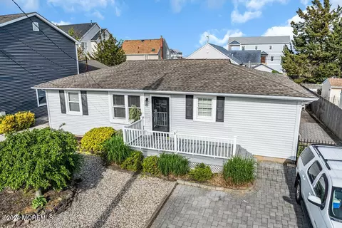 117 Waldron Rd, Toms River, NJ 08753