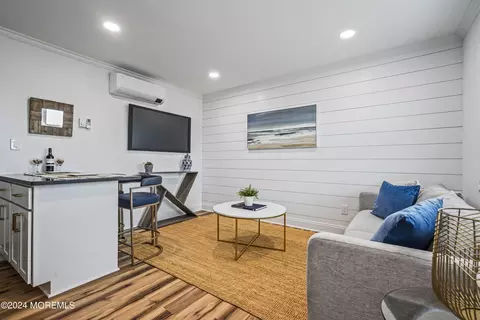 100 24th Ave #B6, Seaside Park, NJ 08752