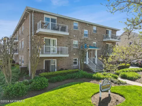 300 7th Ave #14, Asbury Park, NJ 07712
