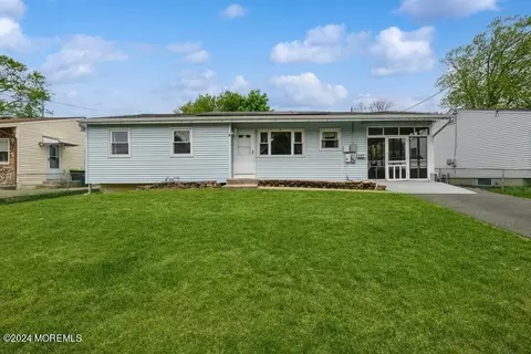 197 Princeton Rd, Parlin, NJ 08859