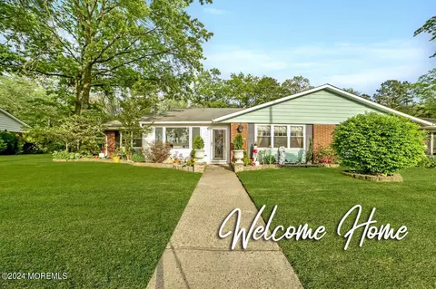 716 Buckingham Dr # A, Lakewood, NJ 08701