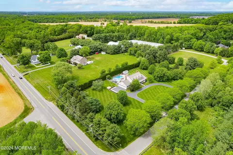 2 Pullen Dr, Millstone, NJ 08535 photo 4