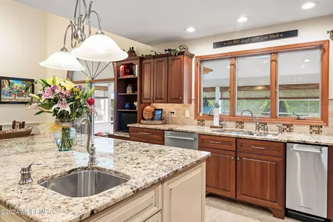2 Pullen Dr, Millstone, NJ 08535 photo 18