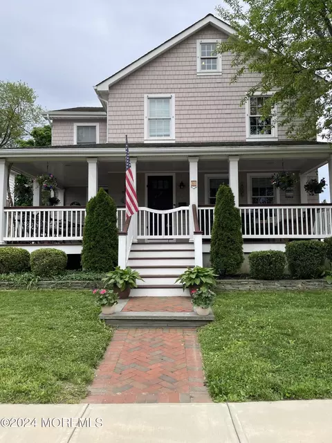 610 Trenton Ave, Point Pleasant Beach, NJ 08742