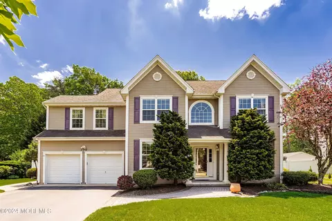 130 Nobility Ct, Toms River, NJ 08755