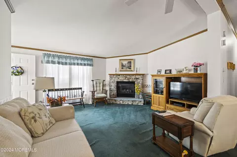 409 Maplehurst Ct, Manchester, NJ 08759 photo 9